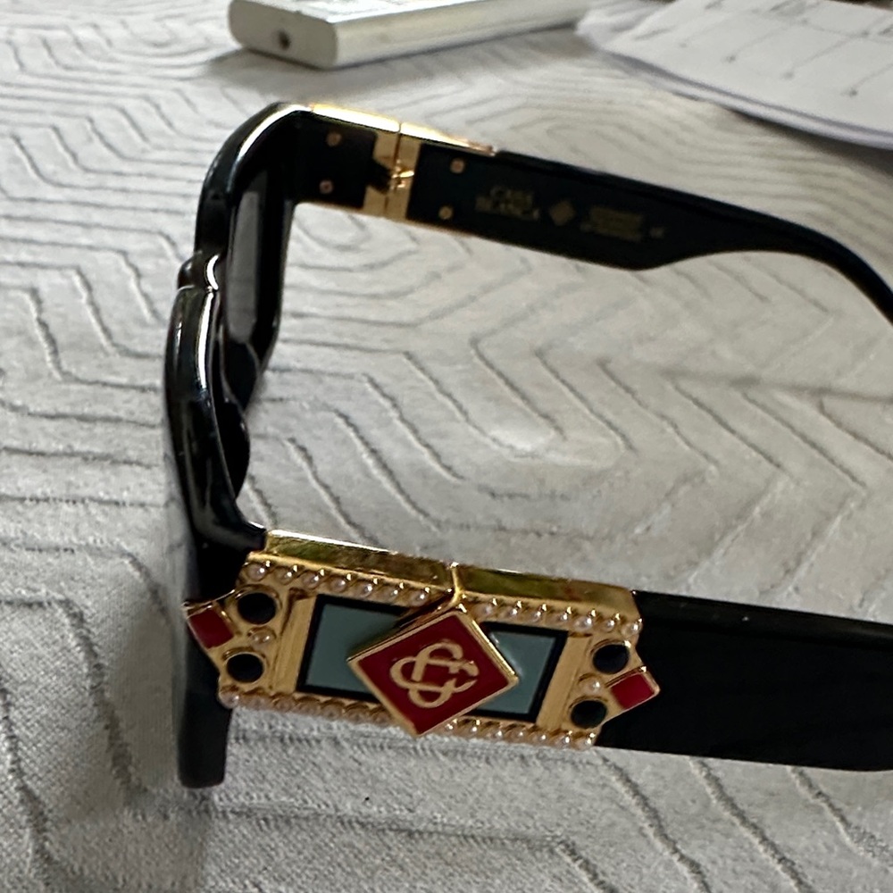 Elegant Black & Gold Sunglasses